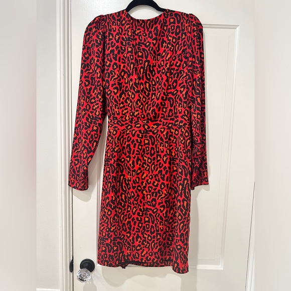 Banana Republic leopard print wrap dress - Picture 3 of 13